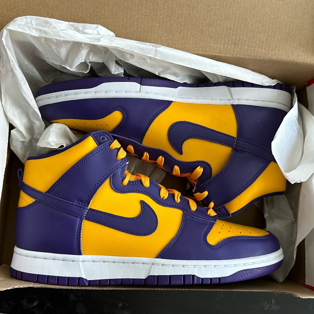 Nike Dunk Hi-Retro Brand New Unworn